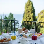 La Vega Otel Capri
