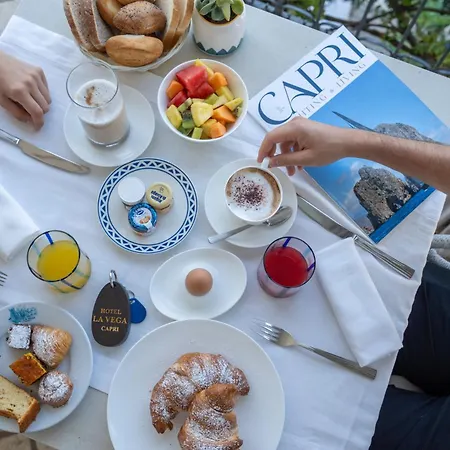 Otel La Vega 4*