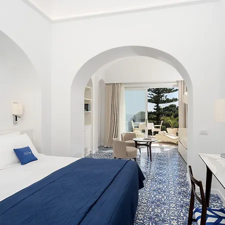 Hotel La Vega 4*