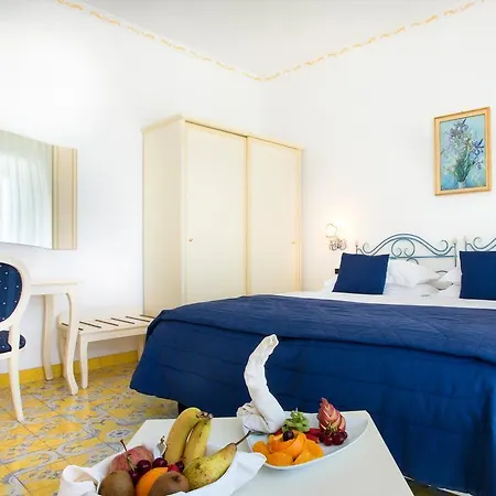 Hotel La Vega 4*