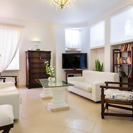 La Vega Hotel 4*
