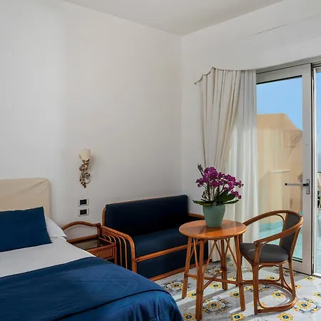 La Vega Hotell Capri