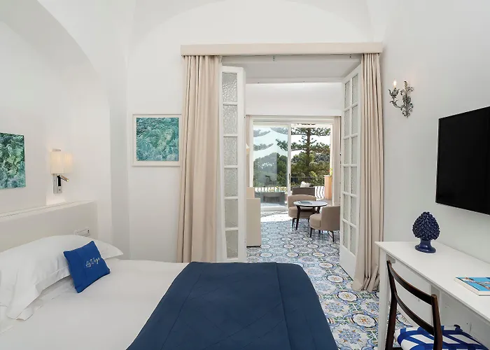 Отель La Vega Капри