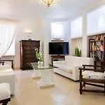 La Vega Hotel 4*