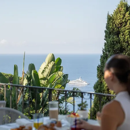 La Vega Ξενοδοχείο 4*